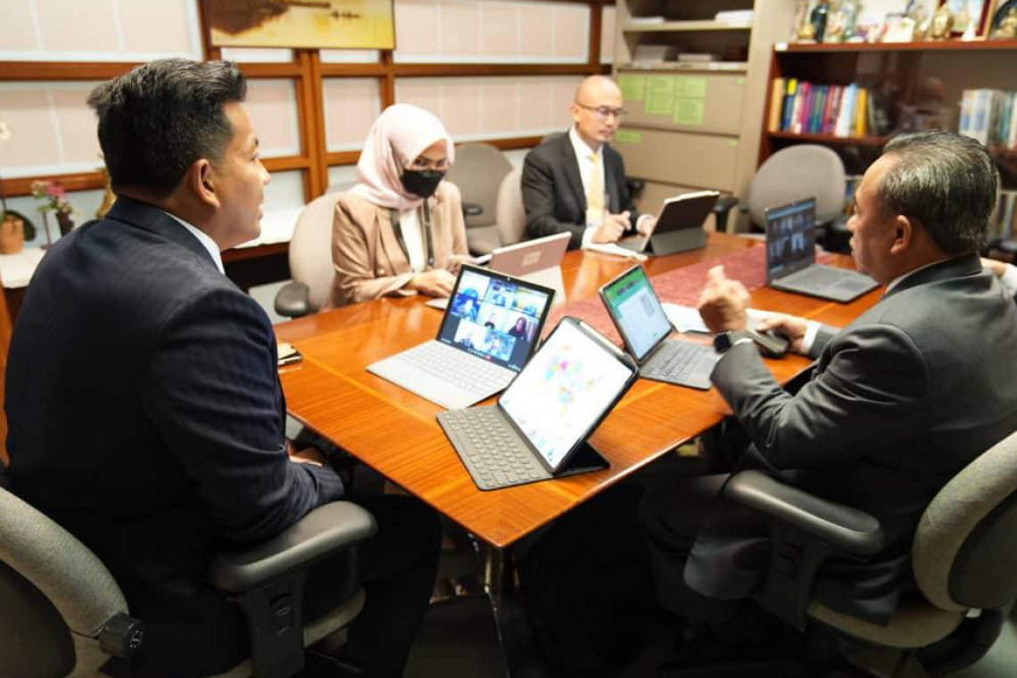 Sesi Mesyuarat Bersama Pegawai MATRADE 